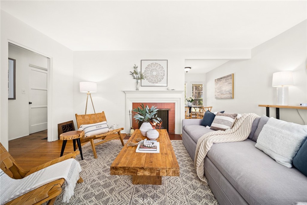 455 E Montecito Avenue, Sierra Madre, CA 91024