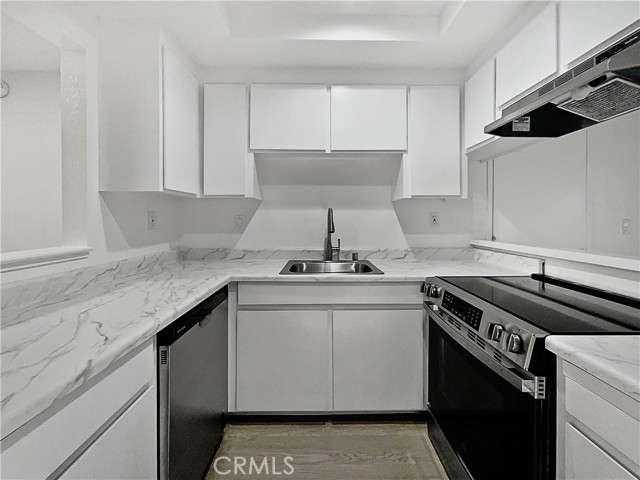 Detail Gallery Image 22 of 37 For 1023 Delna Manor, San Jose,  CA 95128 - 2 Beds | 2 Baths