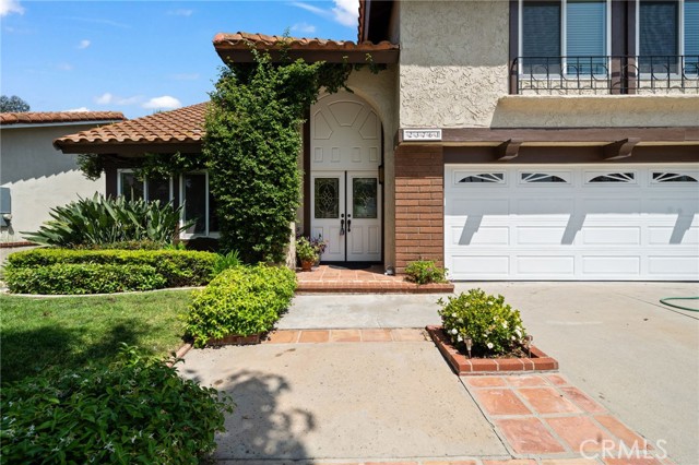 23761 Singapore Street, Mission Viejo CA: https://media.crmls.org/medias/dff1b356-2347-48f2-b53b-f1fedd90d70f.jpg