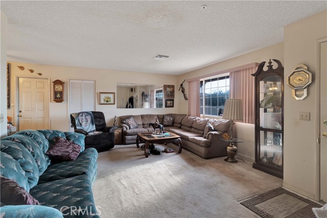 7513 Warren Vista Avenue, Yucca Valley, CA, 92284 7513 Warren Vista Avenue, Yucca Valley, CA, 92284