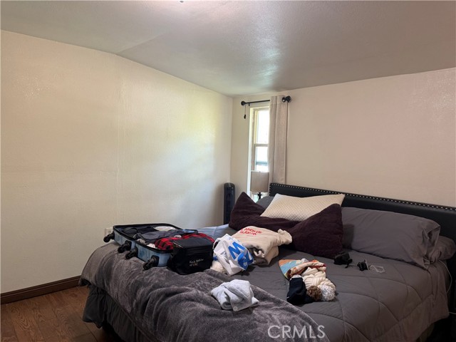 4176 Agate Street, Jurupa Valley CA: https://media.crmls.org/medias/dff4cfe6-fdba-4dea-a883-dddd59f02bdf.jpg