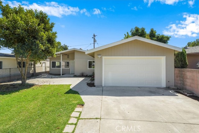 456 61st Street, Long Beach, California 90805, 3 Bedrooms Bedrooms, ,3 BathroomsBathrooms,Single Family Residence,For Sale,61st,IV24179244