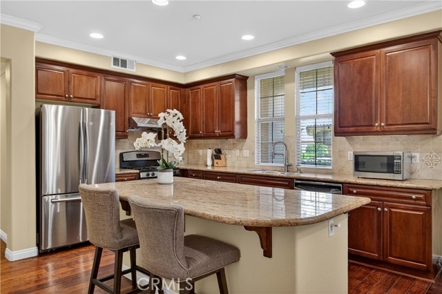 Detail Gallery Image 12 of 29 For 43 Long Meadow, Irvine,  CA 92620 - 2 Beds | 2 Baths