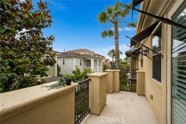8315 Kendall Drive, Huntington Beach CA: https://media.crmls.org/medias/dff5f9d4-2a1e-47cd-b386-f527a24c537e.jpg