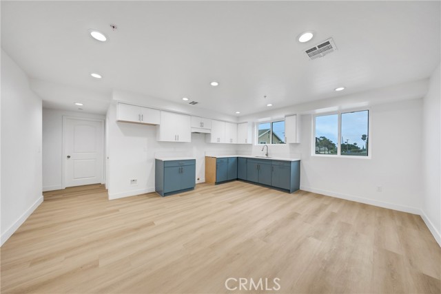 Image 20 of 62 For 3549 4th Street