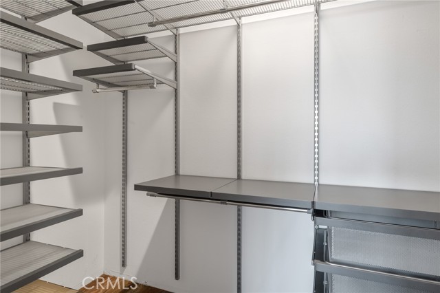 Detail Gallery Image 28 of 46 For 5100 Riverton Ave #14,  North Hollywood,  CA 91601 - 3 Beds | 2/1 Baths