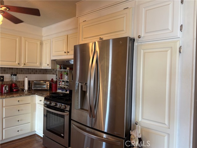 Detail Gallery Image 14 of 33 For 1895 W Devonshire #133,  Hemet,  CA 91545 - 2 Beds | 2 Baths