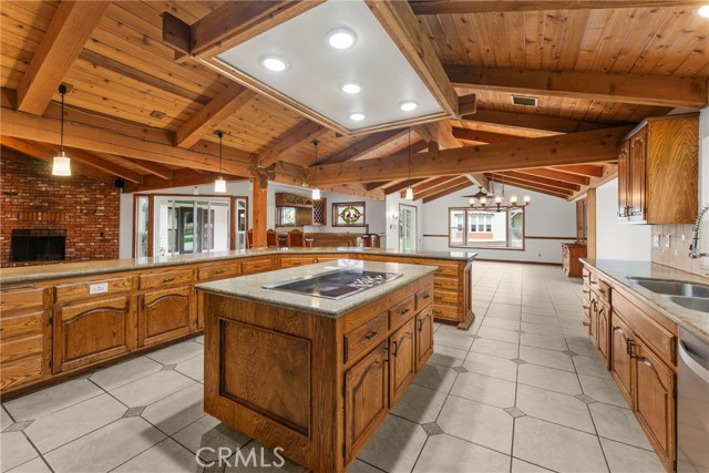 Detail Gallery Image 18 of 75 For 3185 Sonrisa, Corona,  CA 92881 - 7 Beds | 6/1 Baths