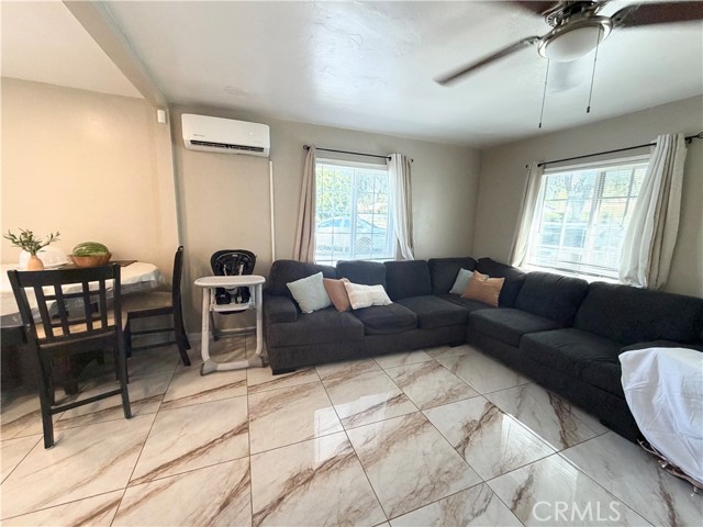 2404 Roxbury Dr, San Bernardino, CA 92404 photo 11