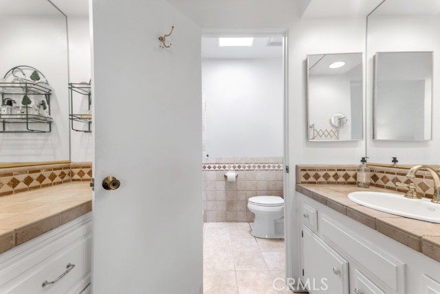 Detail Gallery Image 22 of 36 For 6226 Nita Ave, Woodland Hills,  CA 91367 - 2 Beds | 2/1 Baths