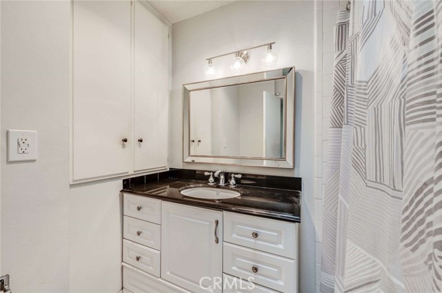 Detail Gallery Image 19 of 26 For 3695 Linden 9c,  Long Beach,  CA 90807 - 3 Beds | 2 Baths