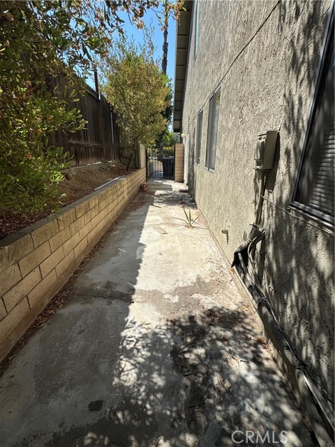 2705 E Melissa Street, West Covina CA: https://media.crmls.org/medias/dff86fa1-6d34-4621-894d-3ca53f4836cc.jpg