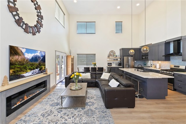 Detail Gallery Image 7 of 50 For 1215 Valley View Dr, Big Bear City,  CA 92314 - 5 Beds | 3/1 Baths