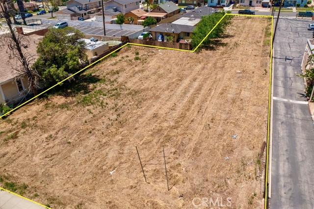 210 N Riverside Avenue, Rialto CA: https://media.crmls.org/medias/dff8c964-b3d8-4d2e-8ac3-82c4dc085843.jpg