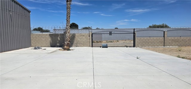 45219 12th Street, Lancaster CA: https://media.crmls.org/medias/dff8e90f-7ce3-4662-8c77-8438f6192313.jpg