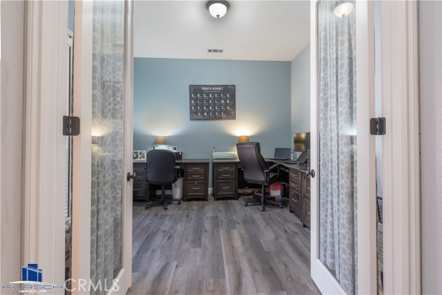 Detail Gallery Image 15 of 38 For 12948 Hyperion Ln, Apple Valley,  CA 92308 - 5 Beds | 3/1 Baths