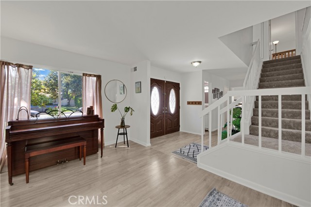 Detail Gallery Image 7 of 40 For 23706 Mill Valley Rd, Valencia,  CA 91355 - 5 Beds | 2/1 Baths