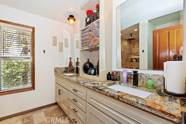 Detail Gallery Image 17 of 29 For 1213 Jungfrau Dr, Crestline,  CA 92325 - 4 Beds | 2/1 Baths