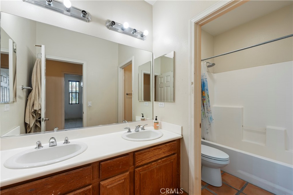 MLS #OC26135046 image #15