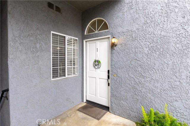 Detail Gallery Image 2 of 26 For 770 E San Bernardino Rd #1,  Covina,  CA 91723 - 2 Beds | 2 Baths