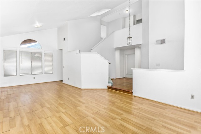 Detail Gallery Image 8 of 49 For 2584 Gunnison, Colton,  CA 92324 - 4 Beds | 3 Baths