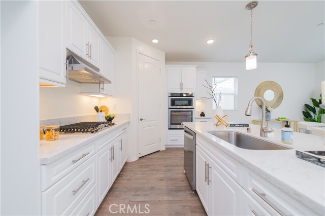 24716 Acadia Drive, Corona CA: https://media.crmls.org/medias/dffe50e5-bbde-420a-8da0-7ad606a55cde.jpg