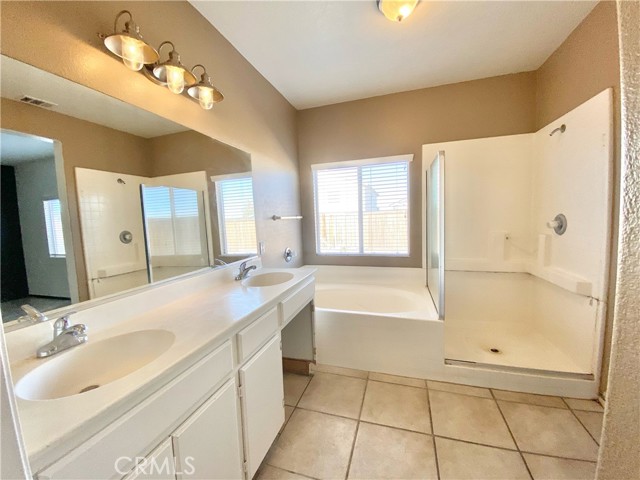 Detail Gallery Image 25 of 31 For 11720 Trailwood St, Victorville,  CA 92392 - 4 Beds | 2 Baths