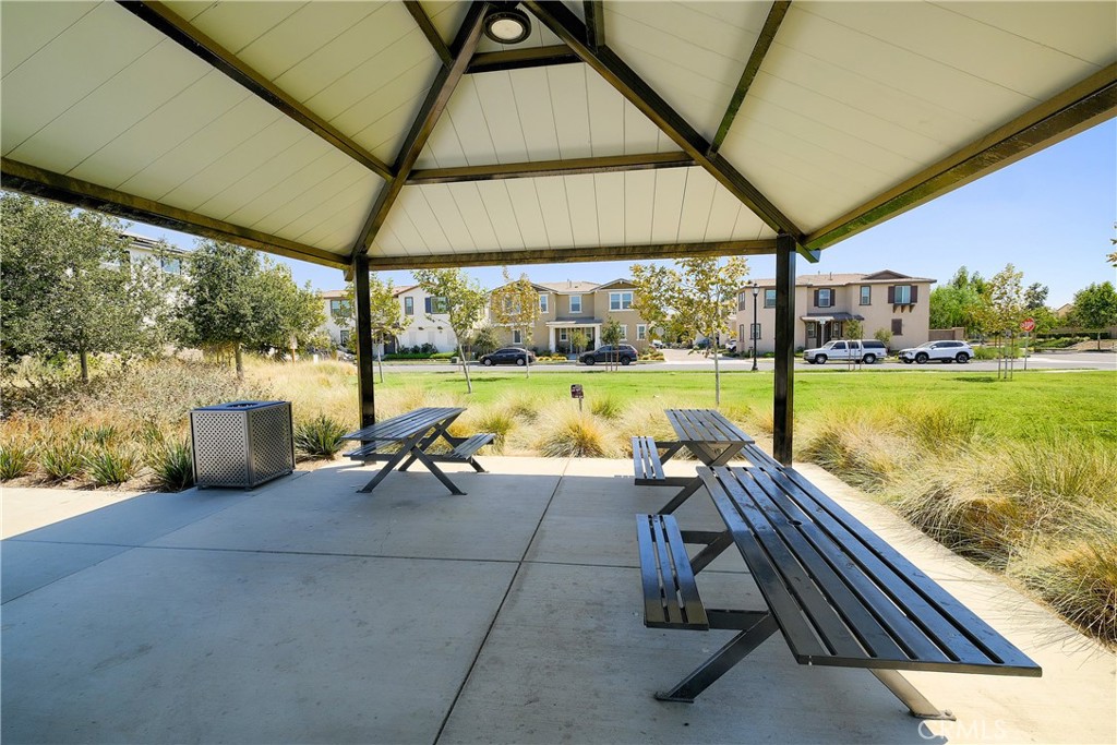 MLS #WS25176152 img 46