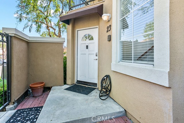 Detail Gallery Image 2 of 15 For 23 Overture Ln, Aliso Viejo,  CA 92656 - 2 Beds | 2/1 Baths