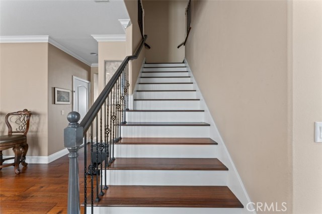 Detail Gallery Image 30 of 63 For 15520 Megan Dr, Canyon Country,  CA 91387 - 5 Beds | 4 Baths