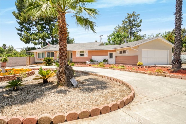 1633 Montgomery Road, Thousand Oaks CA: https://media.crmls.org/medias/e00008d2-aaa7-4059-8bf6-7579a073d9d3.jpg