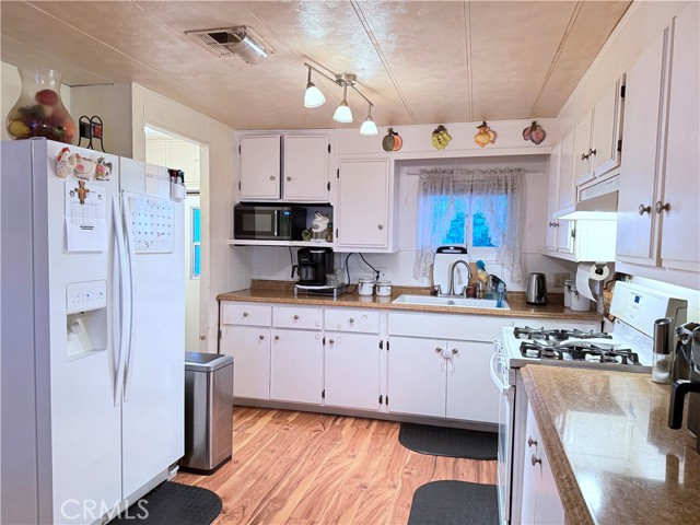 Detail Gallery Image 15 of 26 For 2500 N Highway 59 #70,  Merced,  CA 95348 - 3 Beds | 2 Baths