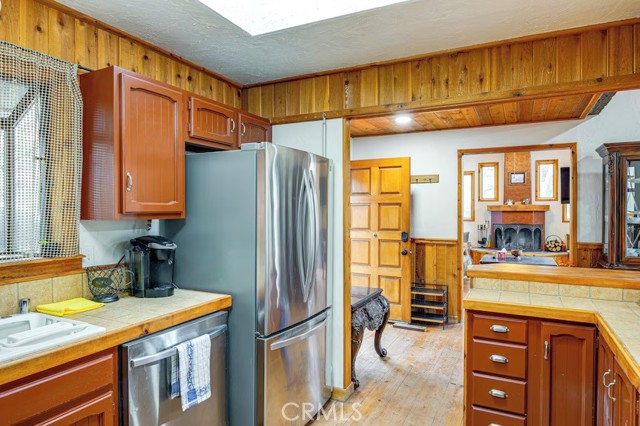 Image 32 of 43 For 2216 St Bernard