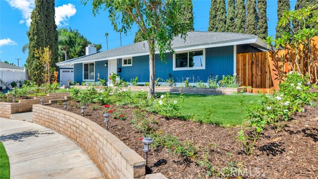 18701 Piper Place, Yorba Linda CA: https://media.crmls.org/medias/e003debd-5680-4e60-b1a1-02fe4352514f.jpg