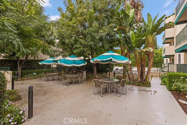 Detail Gallery Image 17 of 19 For 4501 Cedros Ave. #308,  Sherman Oaks,  CA 91403 - 1 Beds | 1 Baths