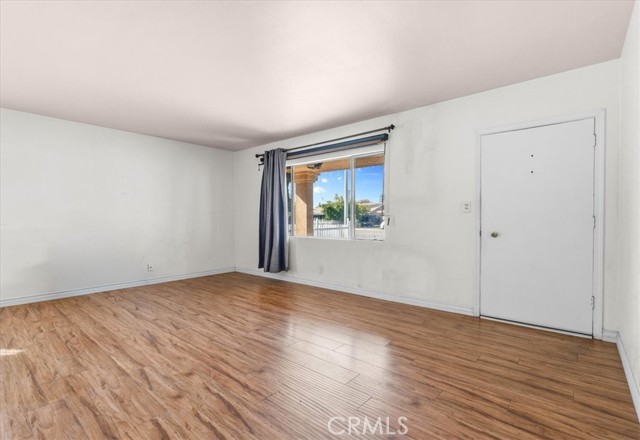 Detail Gallery Image 6 of 35 For 13257 2nd, Chino,  CA 91710 - 2 Beds | 1 Baths