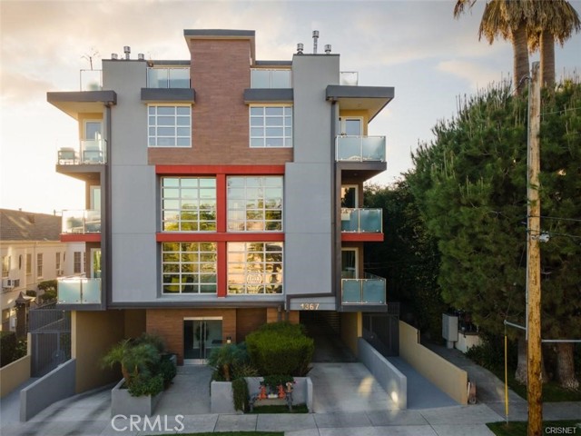 1367 N Alta Vista Boulevard #303, Los Angeles, CA, 90046 1367 N Alta Vista Boulevard #303, Los Angeles, CA, 90046