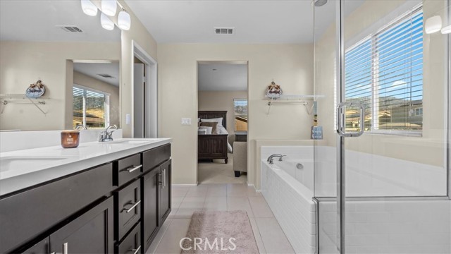 Detail Gallery Image 15 of 44 For 1672 Milford Way, Beaumont,  CA 92223 - 4 Beds | 3 Baths