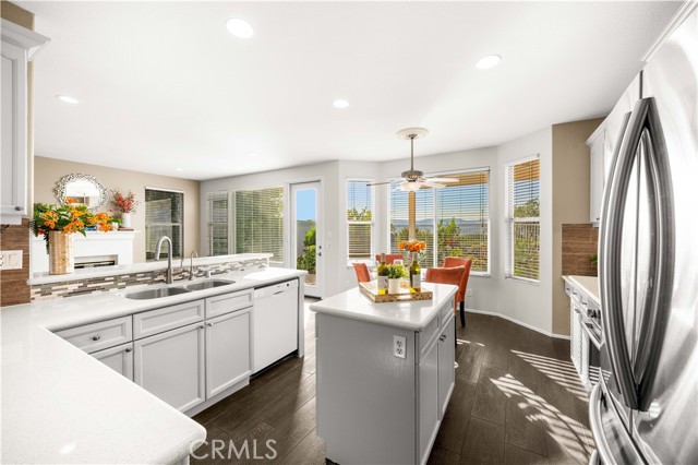 Detail Gallery Image 13 of 39 For 7 Hollyleaf, Aliso Viejo,  CA 92656 - 4 Beds | 3 Baths