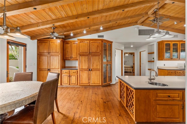 43991 John Warner Road, Temecula CA: https://media.crmls.org/medias/e0073a3d-dd66-45f2-8d4b-f9fbc6336ae1.jpg