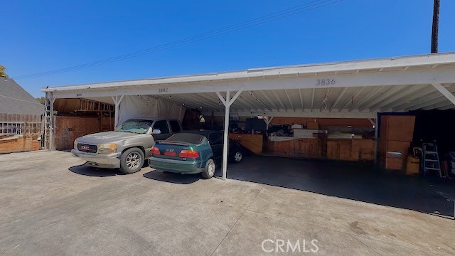Image 10 of 17 For 3844 Whiteside Street
