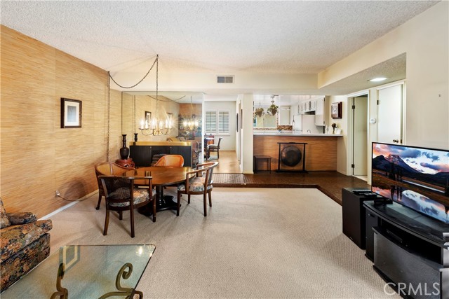 Detail Gallery Image 1 of 1 For 630 W Huntington Dr #211,  Arcadia,  CA 91007 - 2 Beds | 2 Baths