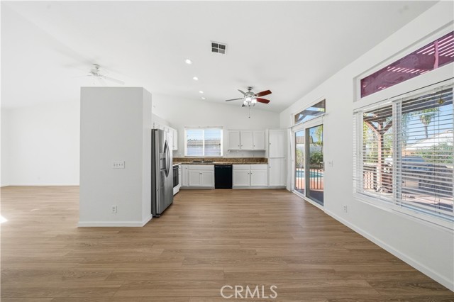 Detail Gallery Image 18 of 52 For 32594 Strigel Ct, Temecula,  CA 92592 - 4 Beds | 2 Baths