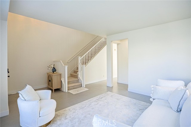 Detail Gallery Image 5 of 49 For 12892 Abbey Rd, Garden Grove,  CA 92843 - 4 Beds | 2/1 Baths