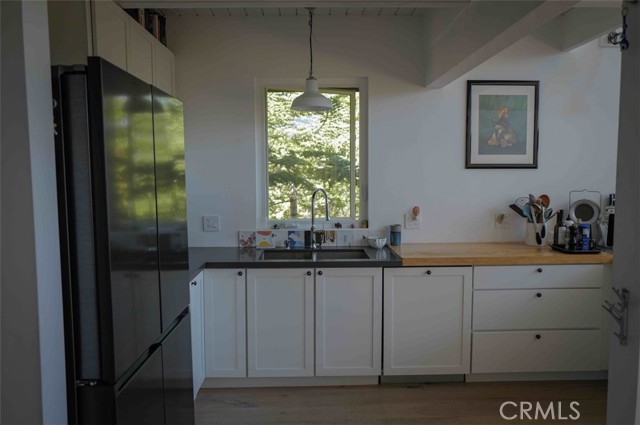 1554 Coyote Court, Big Bear City CA: https://media.crmls.org/medias/e0093540-d920-43fd-a57b-7702fdb9459b.jpg
