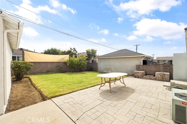 2058 Vancouver Avenue, Monterey Park CA: https://media.crmls.org/medias/e009fc58-f44f-497f-af31-584ce7873c63.jpg