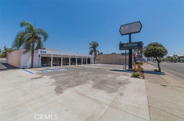 Available for development: residential, retail, office, or mixed use. Potential assisted care development, 5,710 SF Gross Leasable Area 27,443 SF lot 41 parking spots (7.5 Spaces/1,000 SF) Brand-new Front Set Back Landscaping, Brand-new 5,500 SF concrete drive at Front of building, Resurface 1-inch ½ of asphalts Entire 14,500 SF Rear parking lot. 35 Feet high Monument Sign with completely new LED lighting and All New HID Parking lot lights. Fully perfect opportunity for a Medical Office owner-occupy conversion or Restaurant. Plenty of parking to support this use. As a shell location with fantastic parking, this property has great conversion potential and wonderful curb appeal. Available for development: residential, retail, office, or mixed use. Potential assisted care development, 5,710 SF Gross Leasable Area 27,443 SF lot 41 parking spots (7.5 Spaces/1,000 SF) Brand-new Front Set Back Landscaping, Brand-new 5,500 SF concrete drive at Front of building, Resurface 1-inch ½ of asphalts Entire 14,500 SF Rear parking lot. 35 Feet high Monument Sign with completely new LED lighting and All New HID Parking lot lights. Fully perfect opportunity for a Medical Office owner-occupy conversion or Restaurant. Plenty of parking to support this use. As a shell location with fantastic parking, this property has great conversion potential and wonderful curb appeal.
