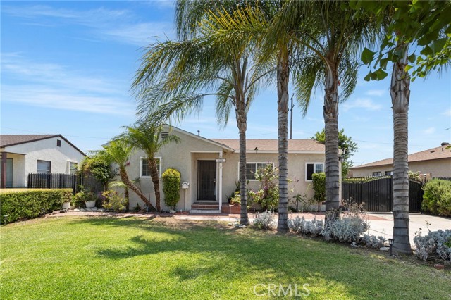 1626 E. Mardina St., West Covina CA: https://media.crmls.org/medias/e00aa7ab-89d7-4a33-87d0-81fd5d6e9d57.jpg