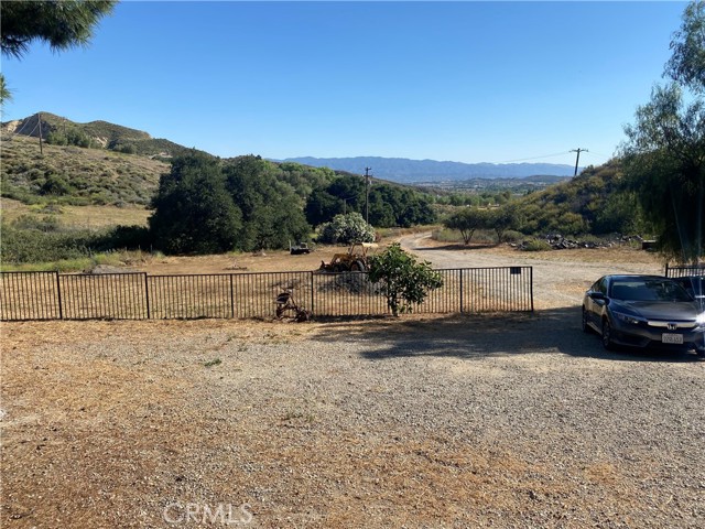 Detail Gallery Image 4 of 17 For 29230 San Francisquito Canyon Road, Saugus,  CA 91390 - 3 Beds | 2 Baths