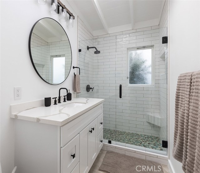 Detail Gallery Image 21 of 31 For 917 Rembrandt Dr, Laguna Beach,  CA 92651 - 3 Beds | 2 Baths